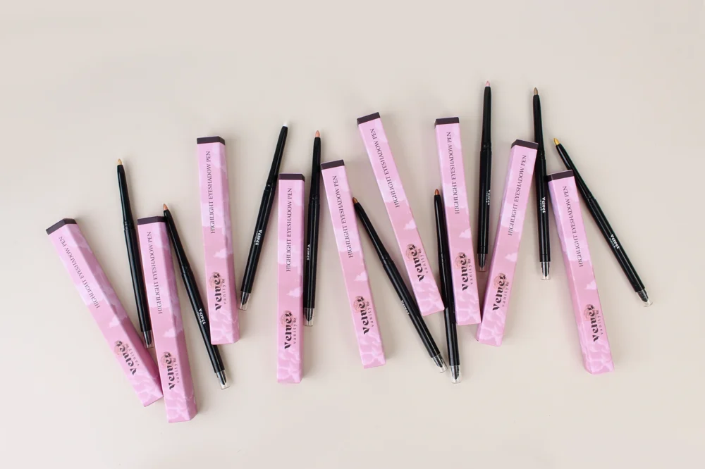 Highlight Eyeshadow Pen - Image 4